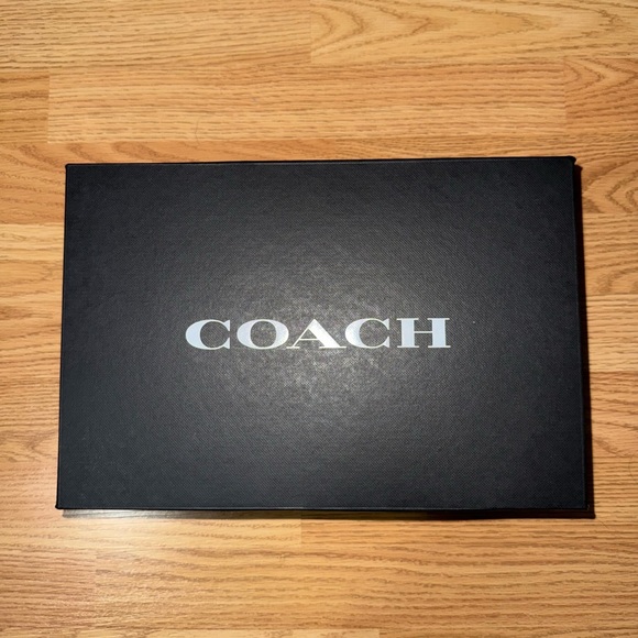 Pink Coach Lola Clogs - Picture 2 of 6